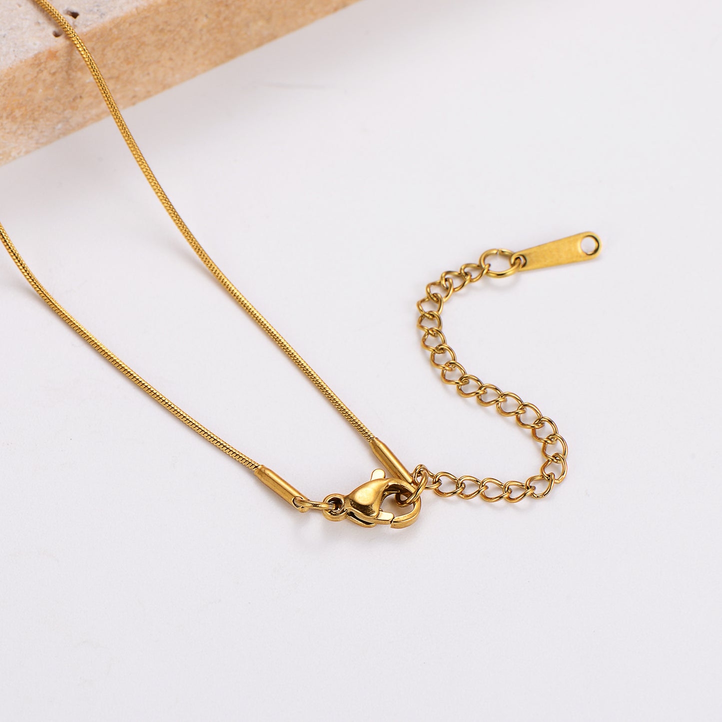 Maitha's necklace-سلسلة  ميثاء